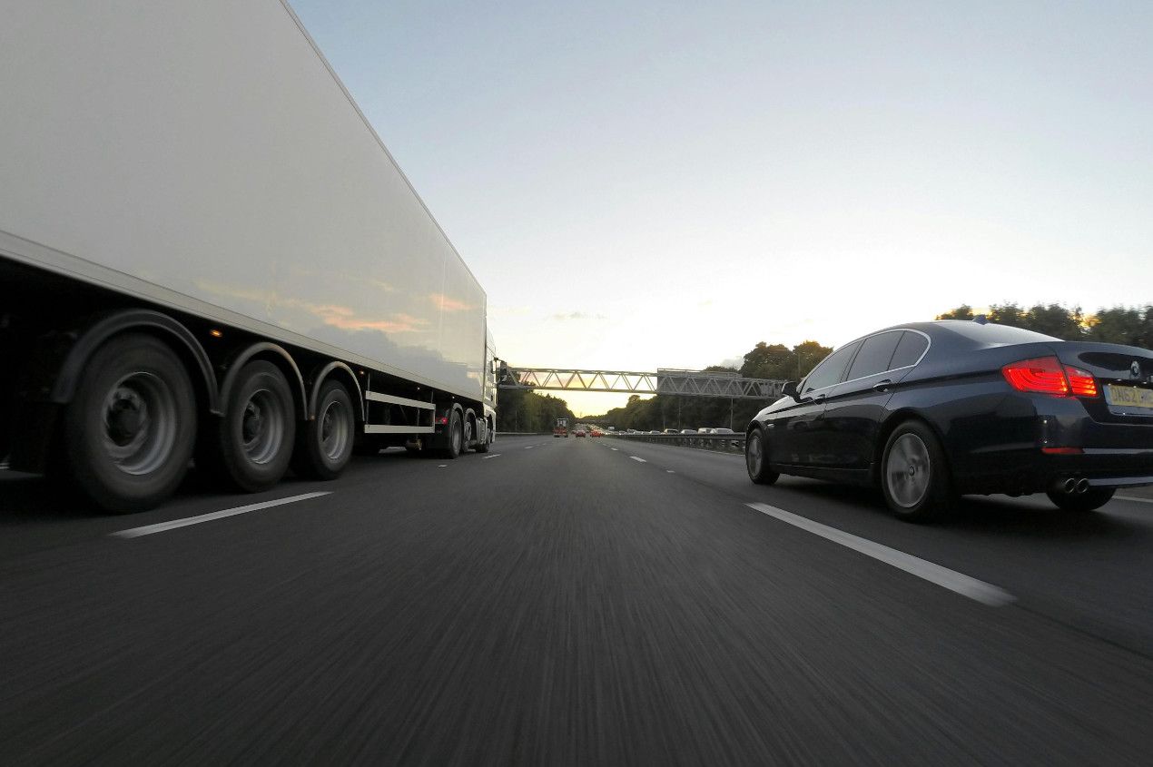 Fast container turnaround operations at UKFM helping clients avoid port demurrage charges
