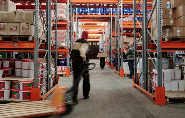 UKFM pick and pack operative fulfilling eCommerce orders at the Belvedere warehouse