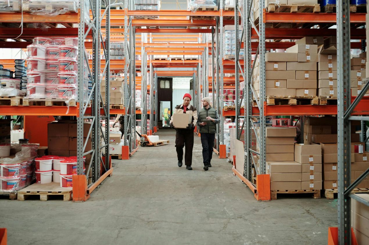 UKFM warehouse management system showing real-time Amazon FBA inventory stock levels